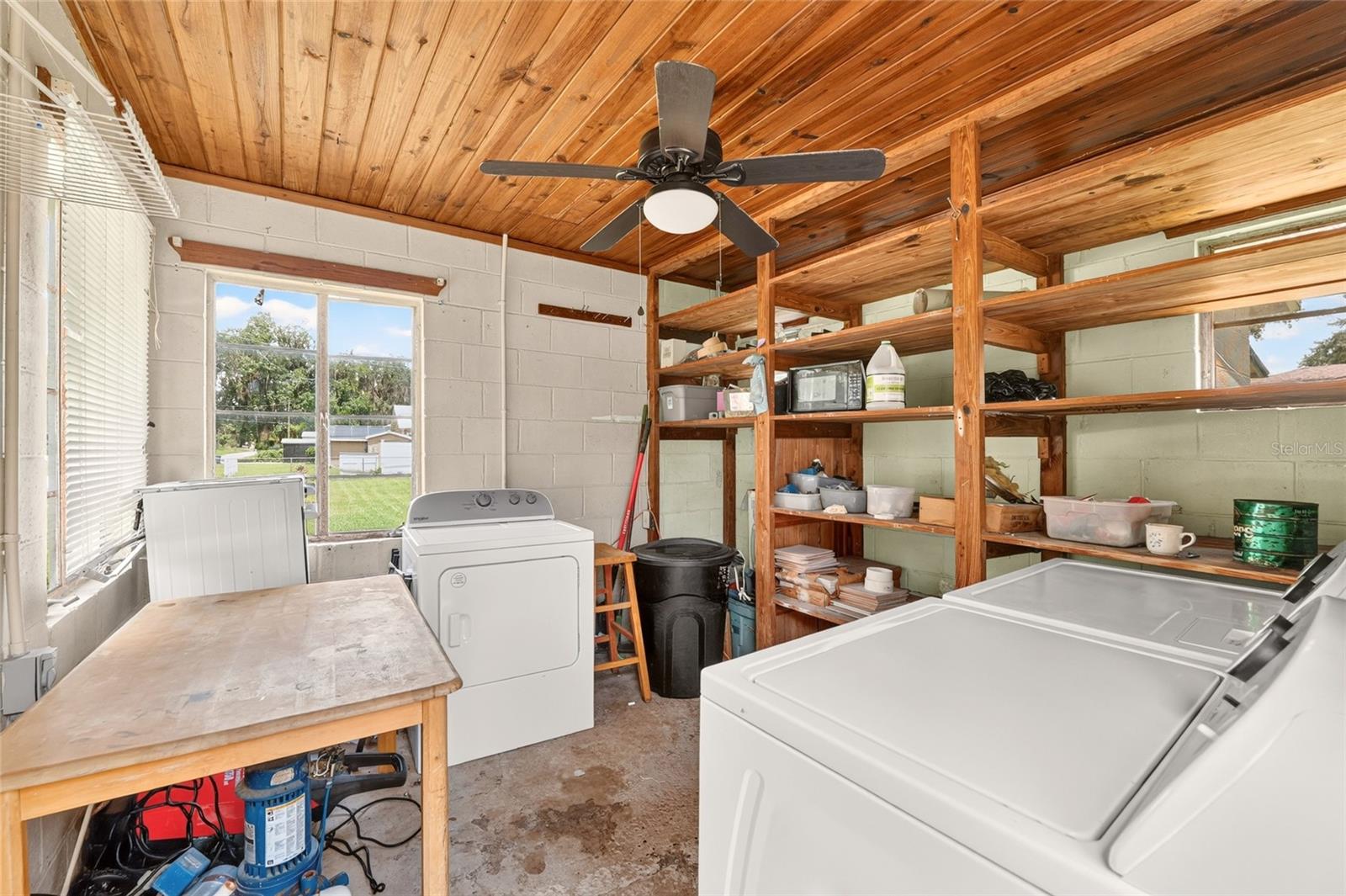 2489 N Lakefront Dr Property Photo 88