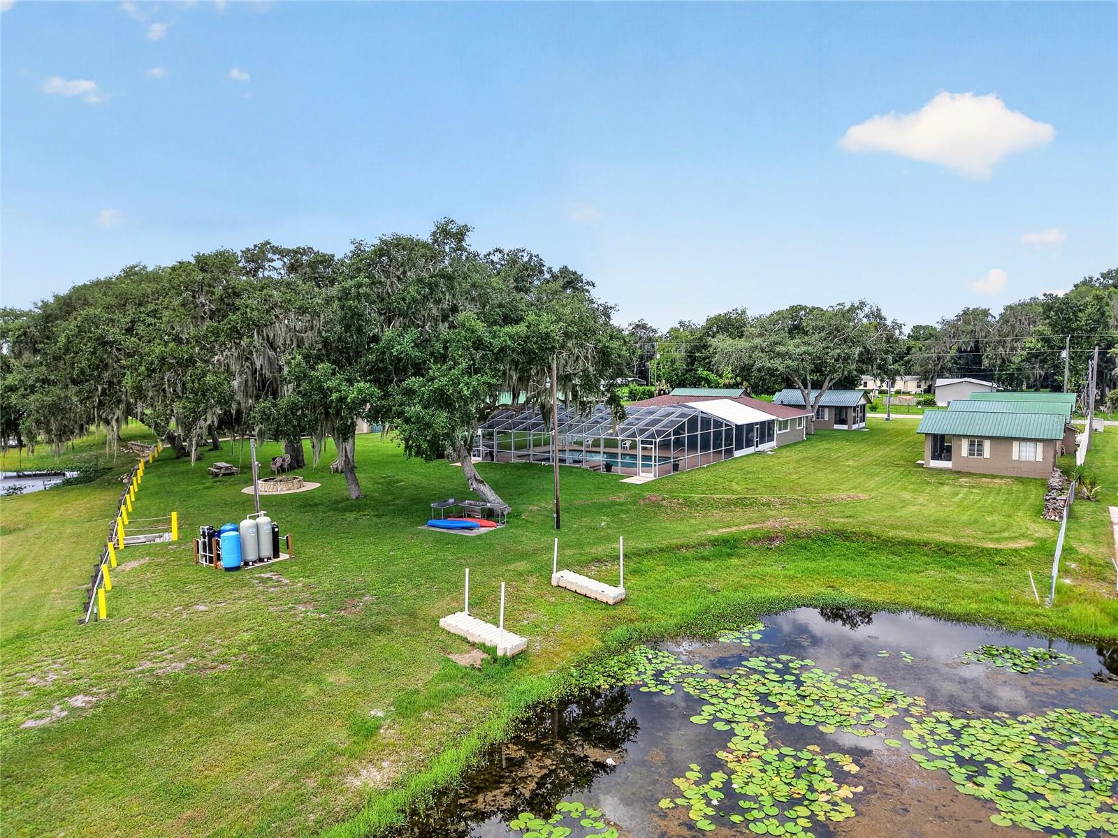 2489 N Lakefront Dr Property Photo 93