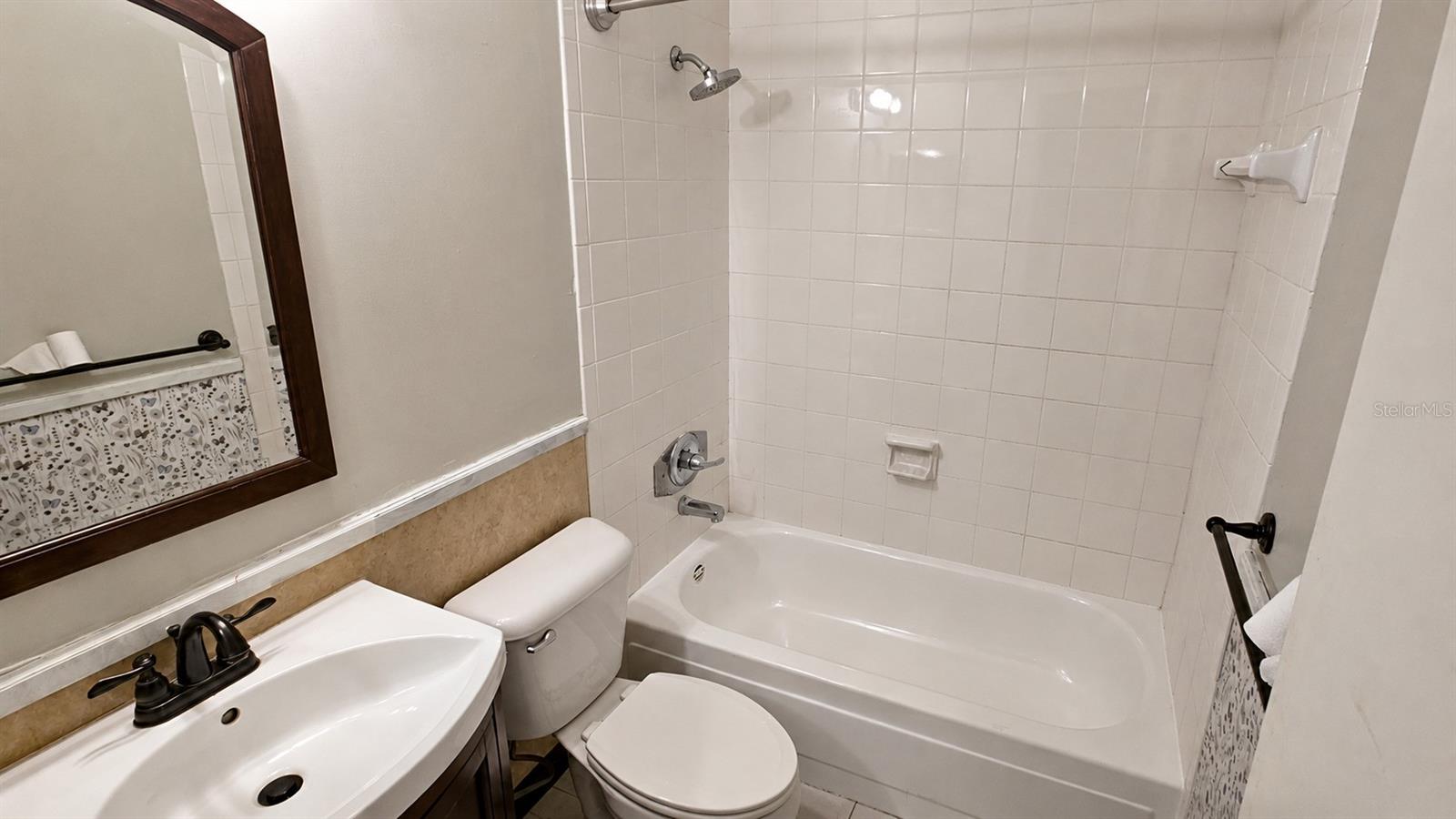 2405 Se 16th Ave #b Property Photo 12