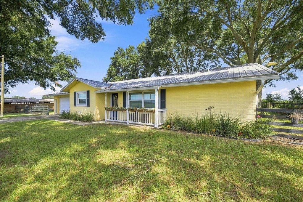 22241 Nw 6th St Property Photo 6