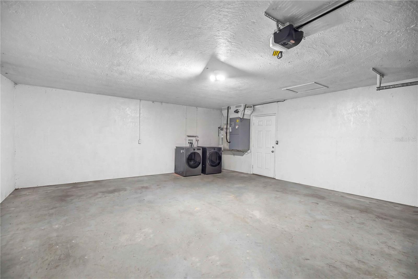 22241 Nw 6th St Property Photo 28