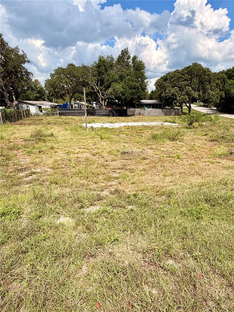18351 Se 20th Pl Property Photo 2