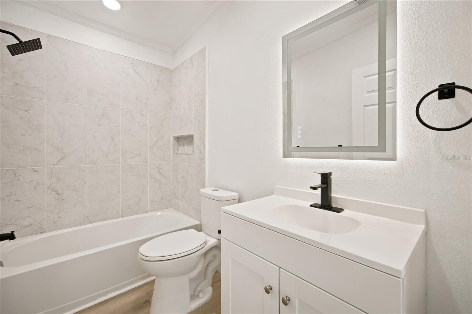 2625 Se 140th Pl Property Photo 13