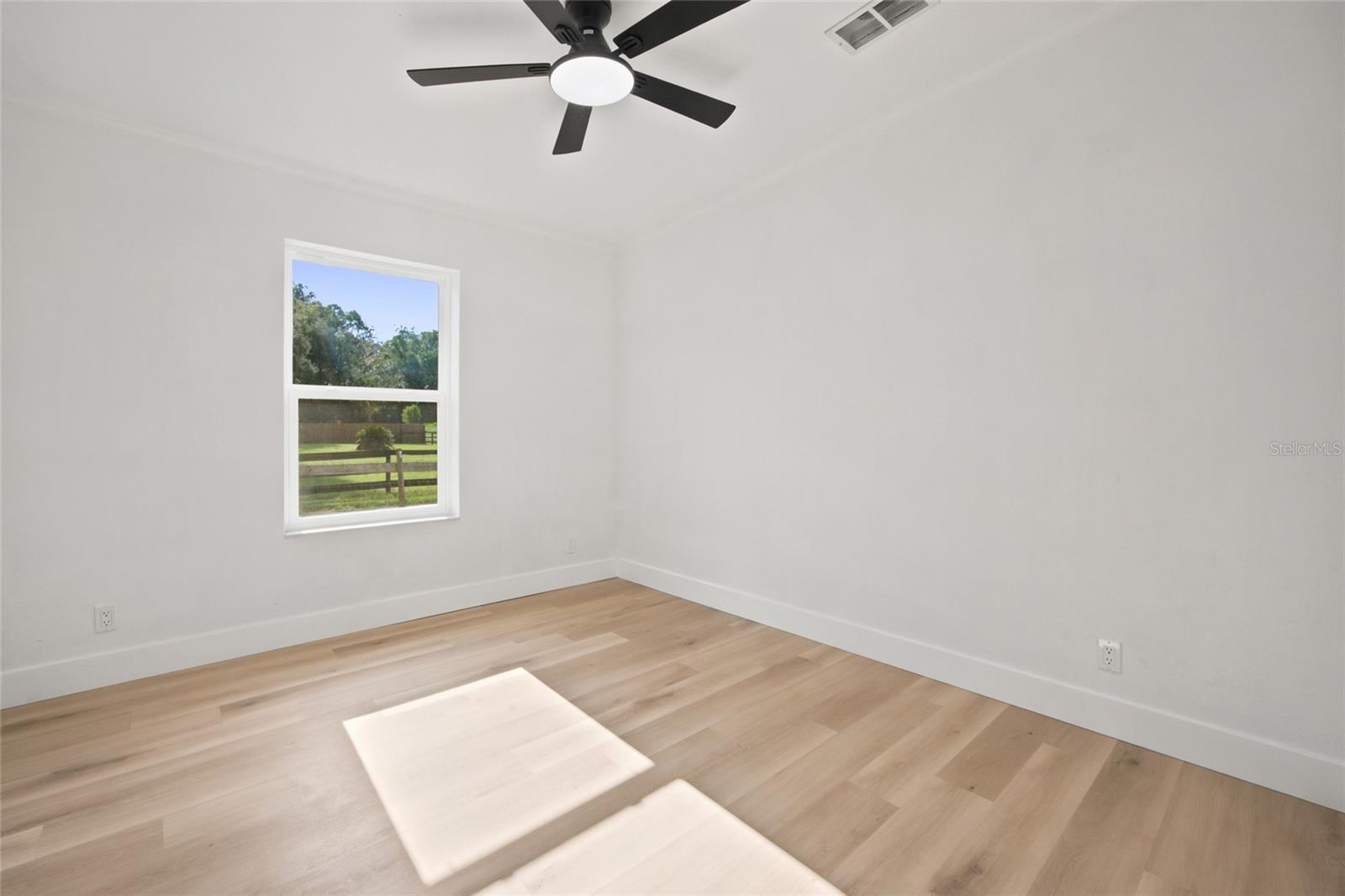 2625 Se 140th Pl Property Photo 14