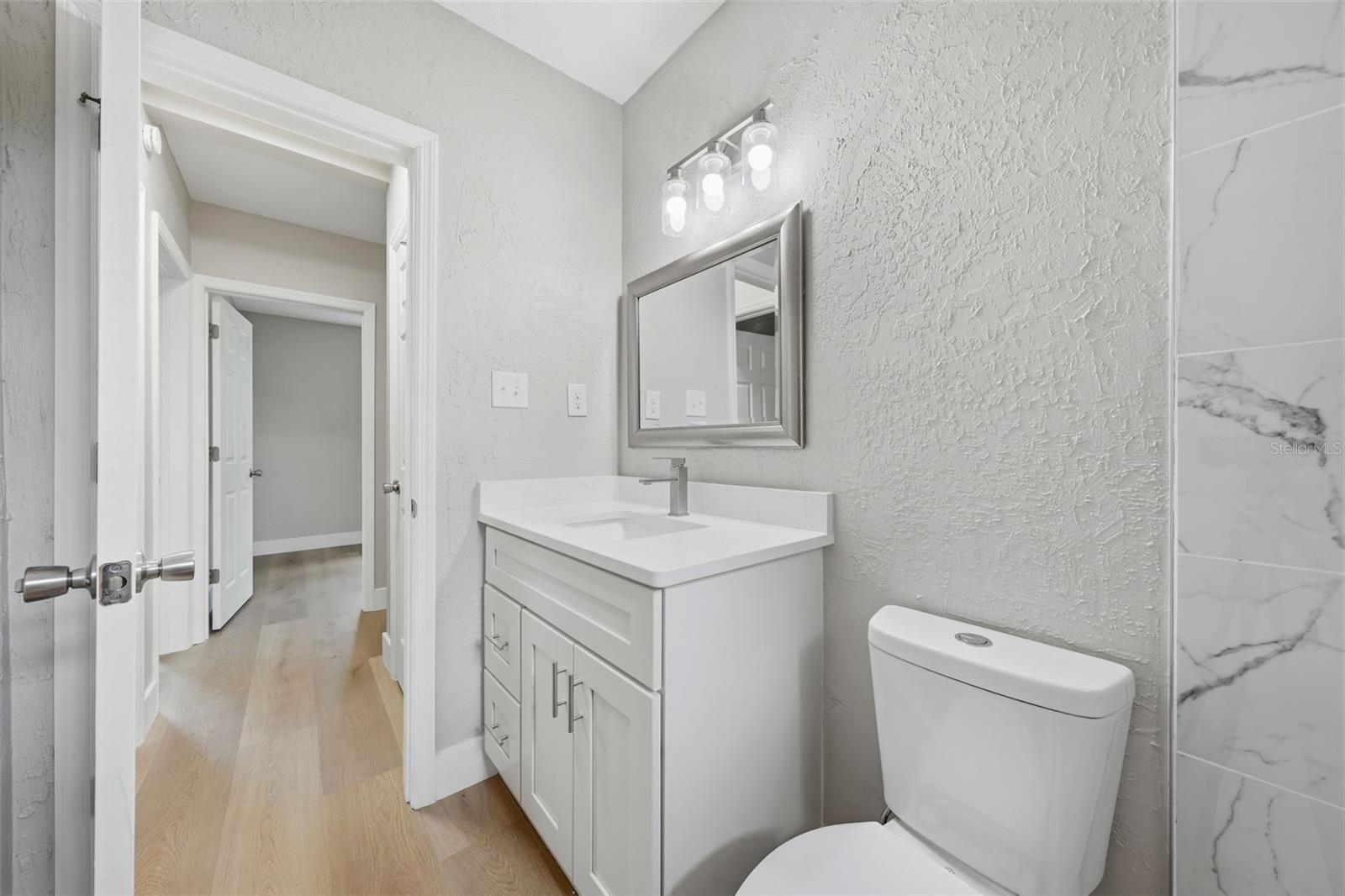307 Ne 11th Pl Property Photo 11