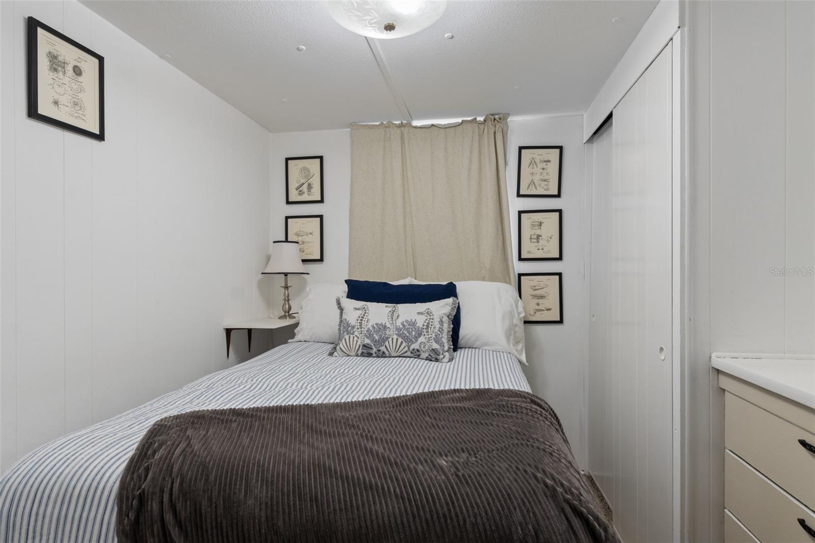 10246 S Mcclung Loop Property Photo 14