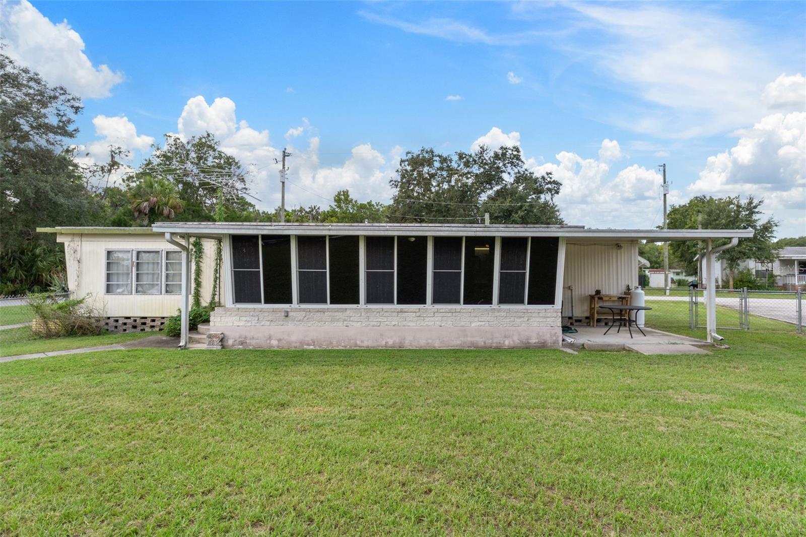 10246 S Mcclung Loop Property Photo 15