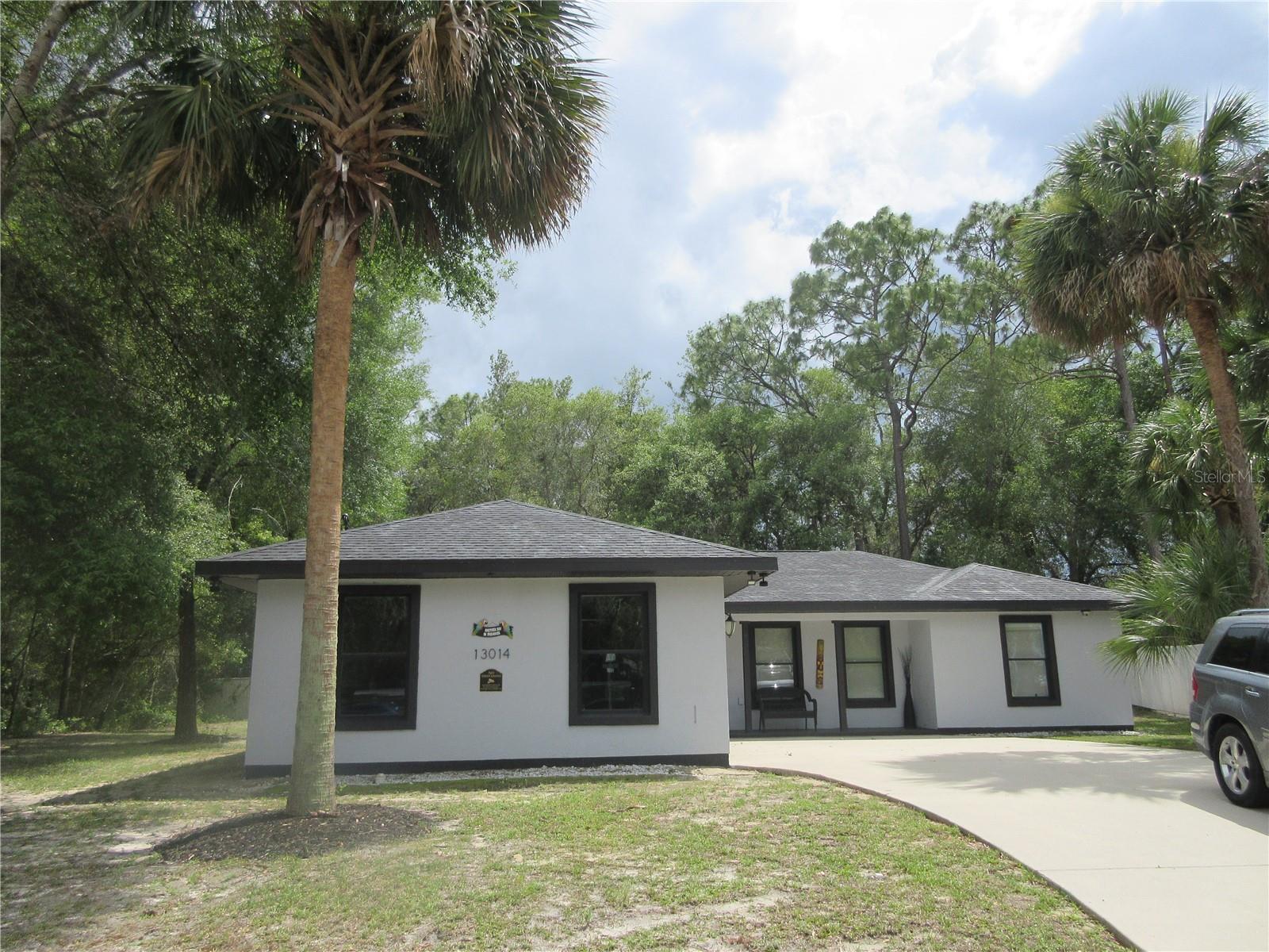 13014 Ne 5th Pl Property Photo 2