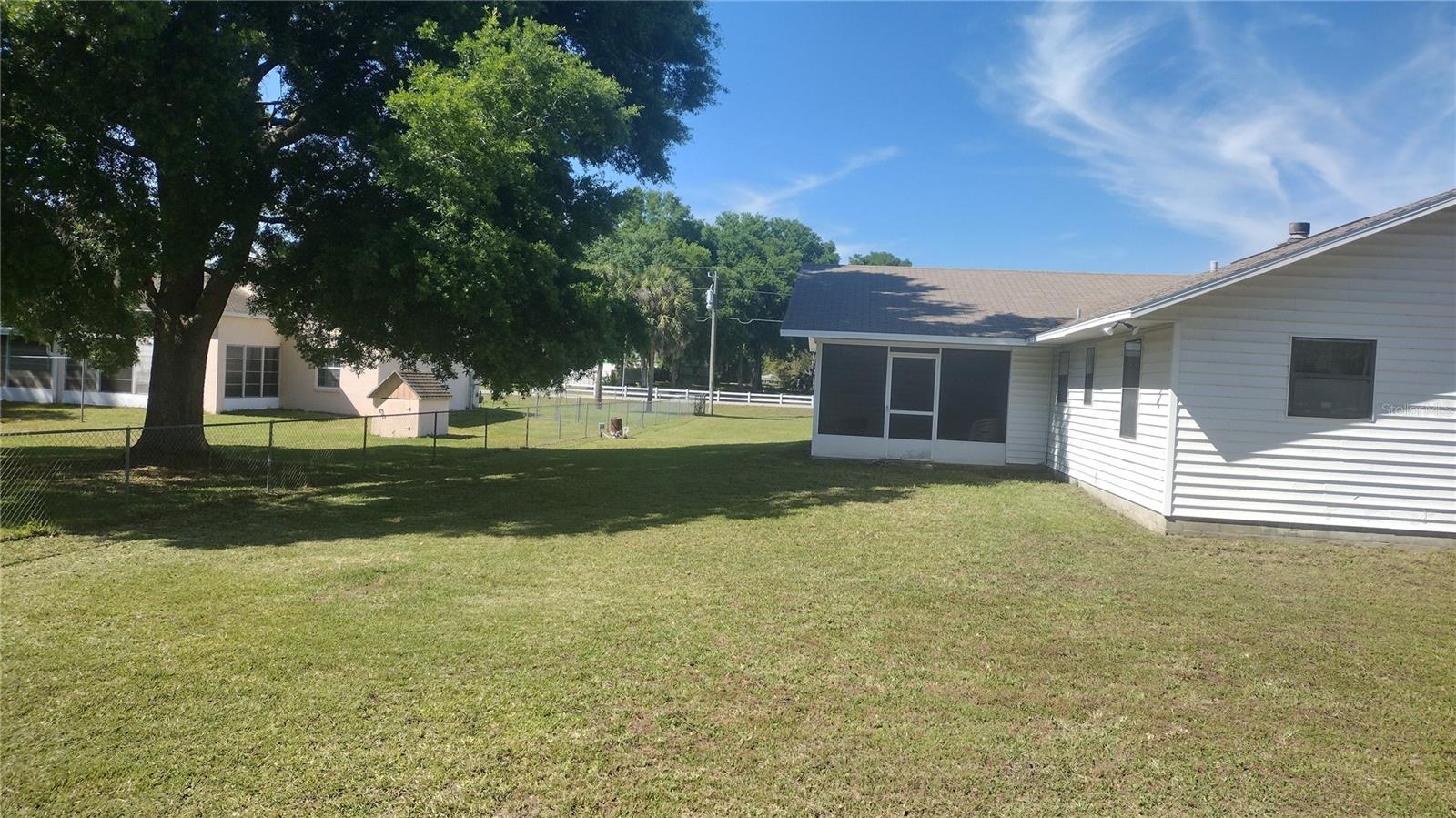 14570 Se 96th Ct Property Photo 5