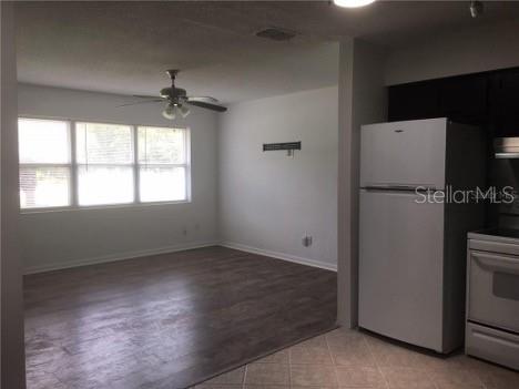 22201 Sw Beach Blvd Property Photo 5