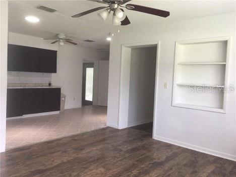 22201 Sw Beach Blvd Property Photo 10