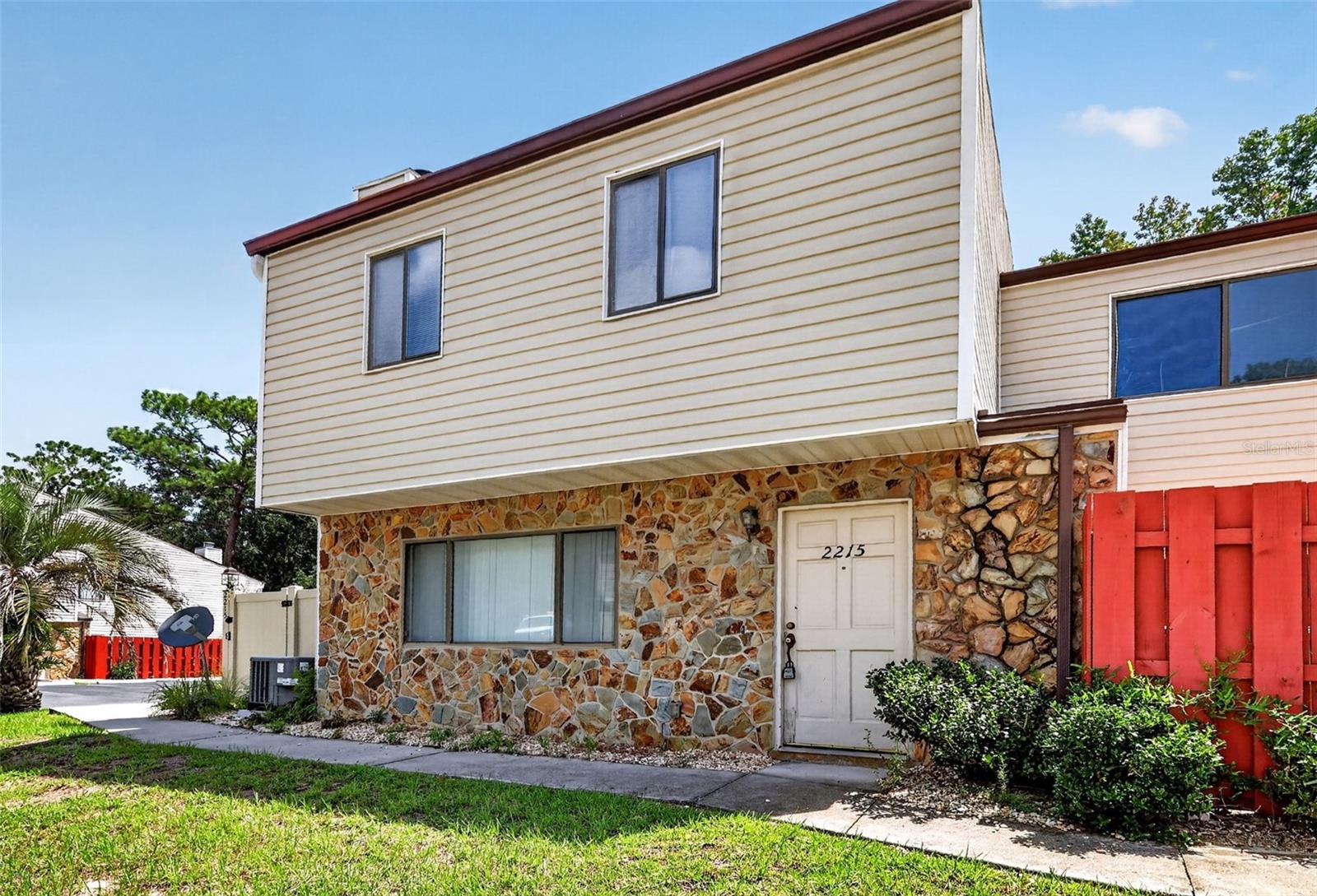 2215 NE 45TH AVE #3