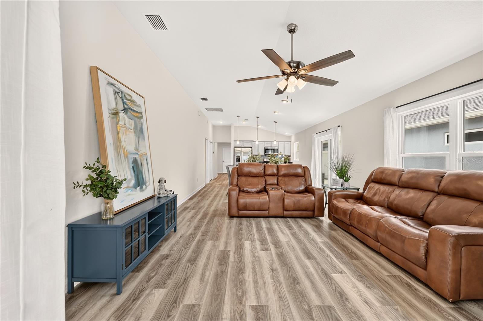 6125 Rosen Ct Property Photo 15