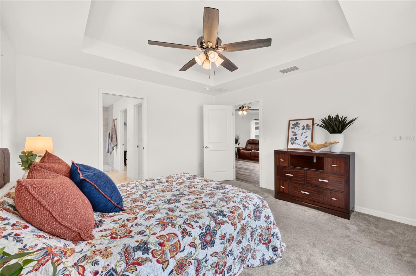 6125 Rosen Ct Property Photo 17
