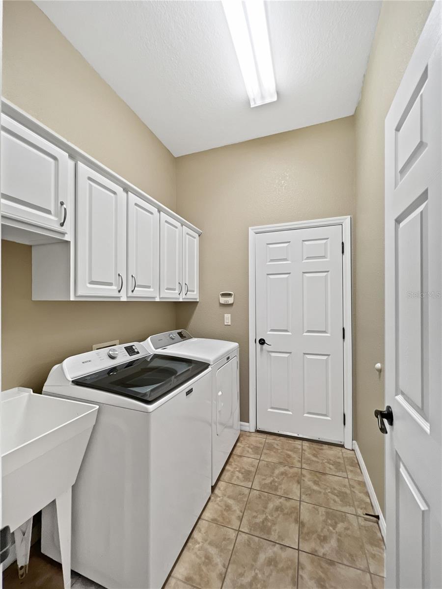 4526 Se 34th Pl Property Photo 23