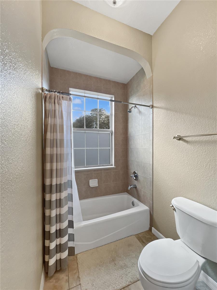 4526 Se 34th Pl Property Photo 27