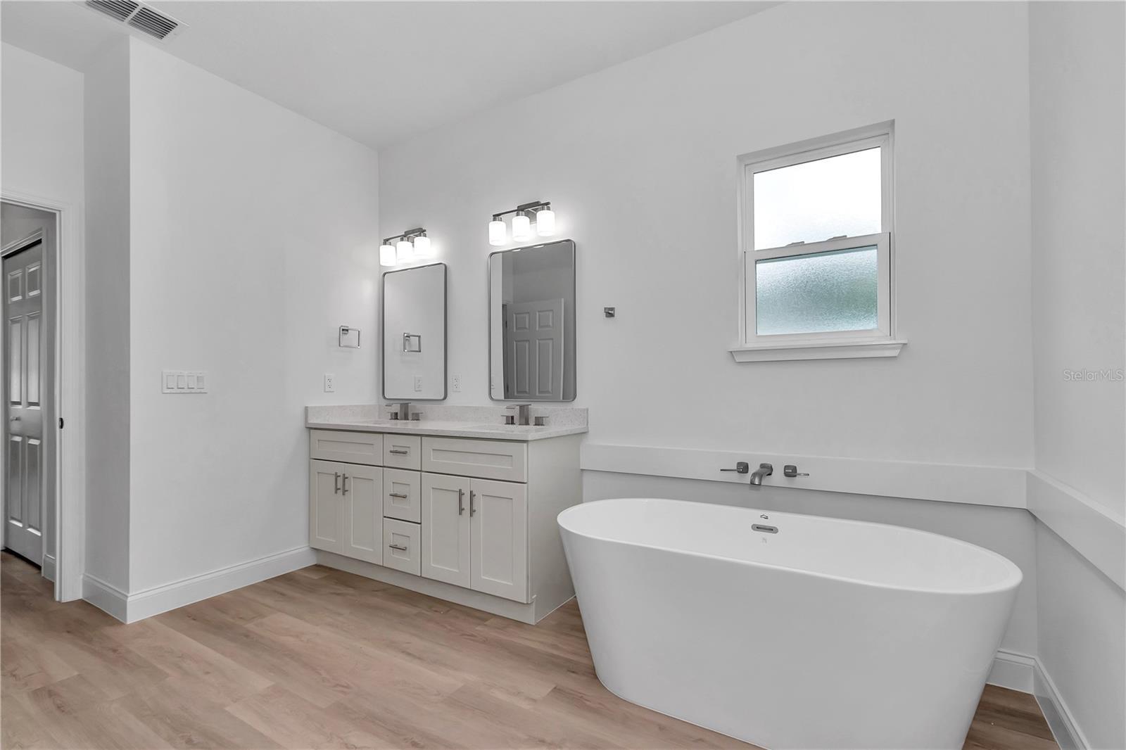 8101 Sw 132nd Loop Property Photo 36