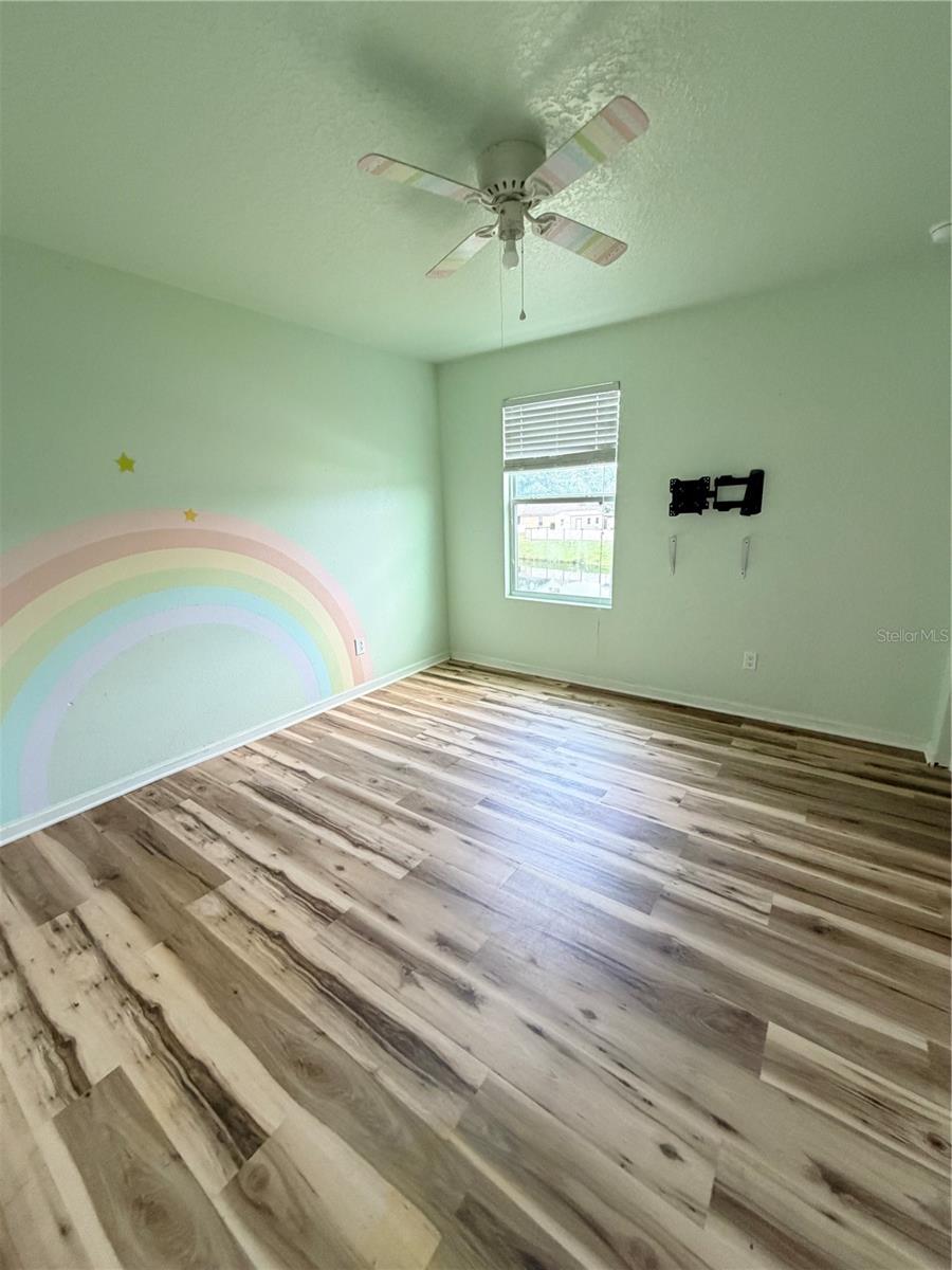 45170 Dutton Way Property Photo 8
