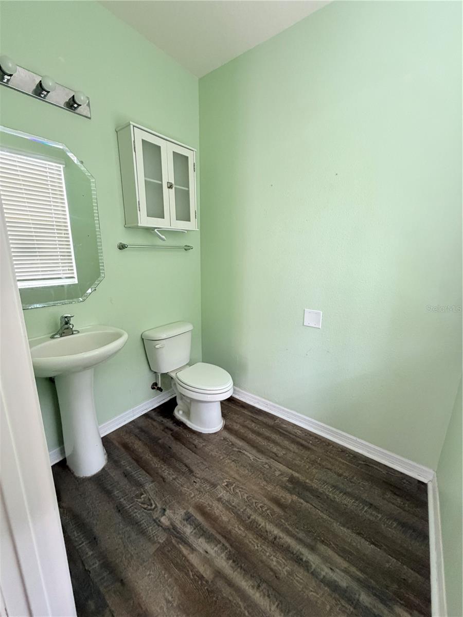 45170 Dutton Way Property Photo 18