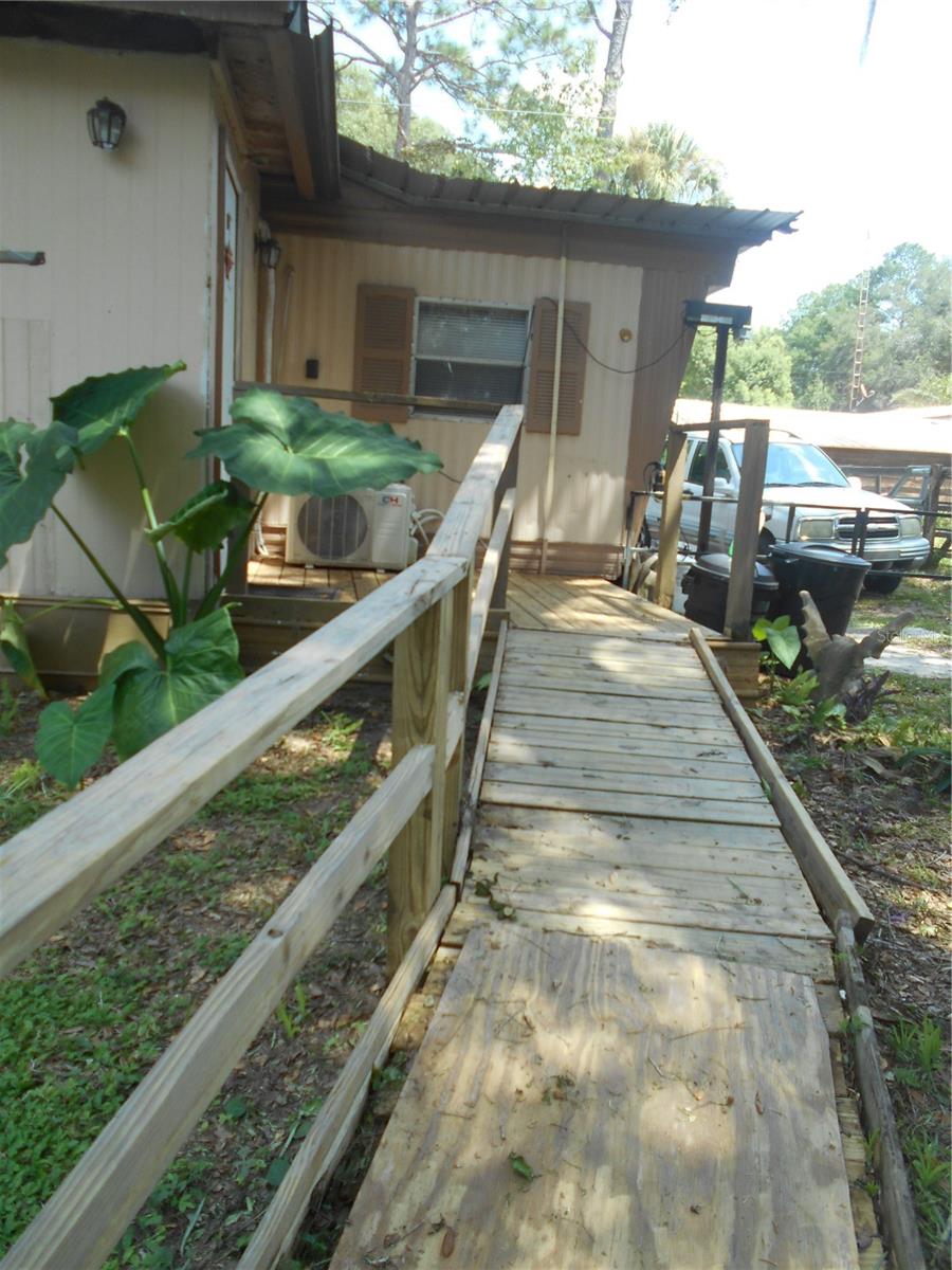 18800 Ne 248th Ter Property Photo 16