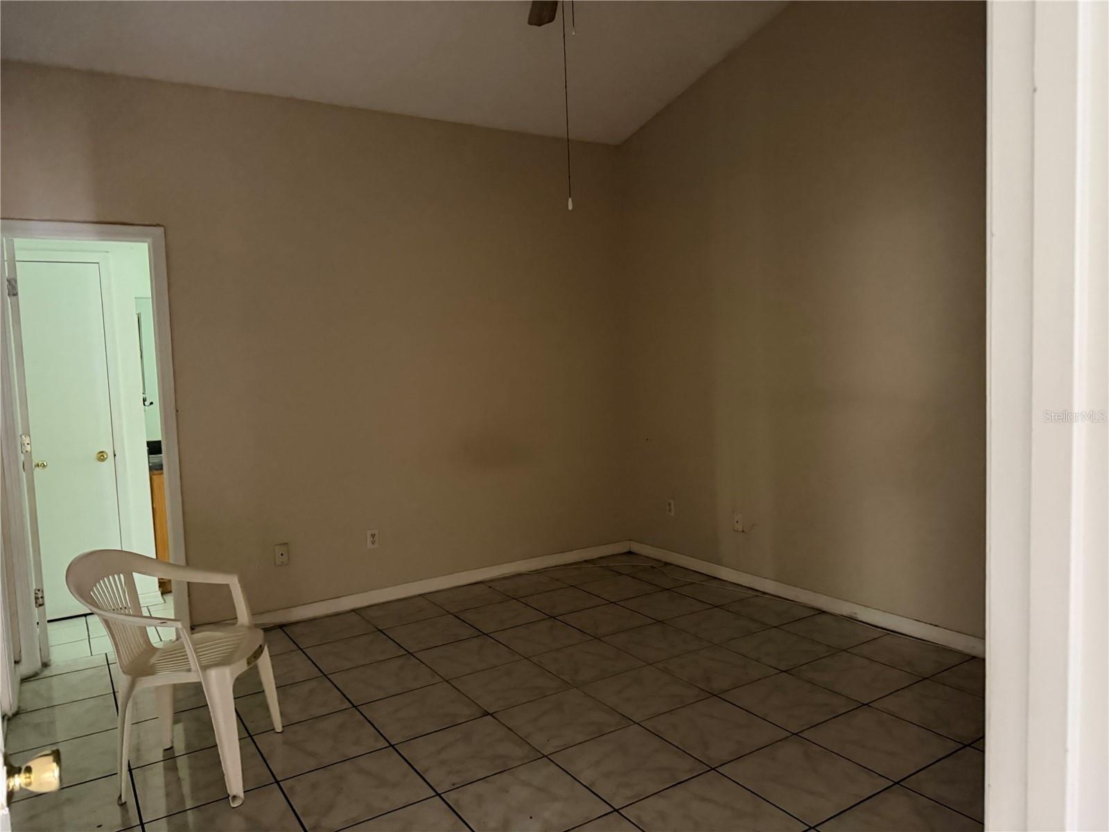 863 Country Crossing Ct Property Photo 8