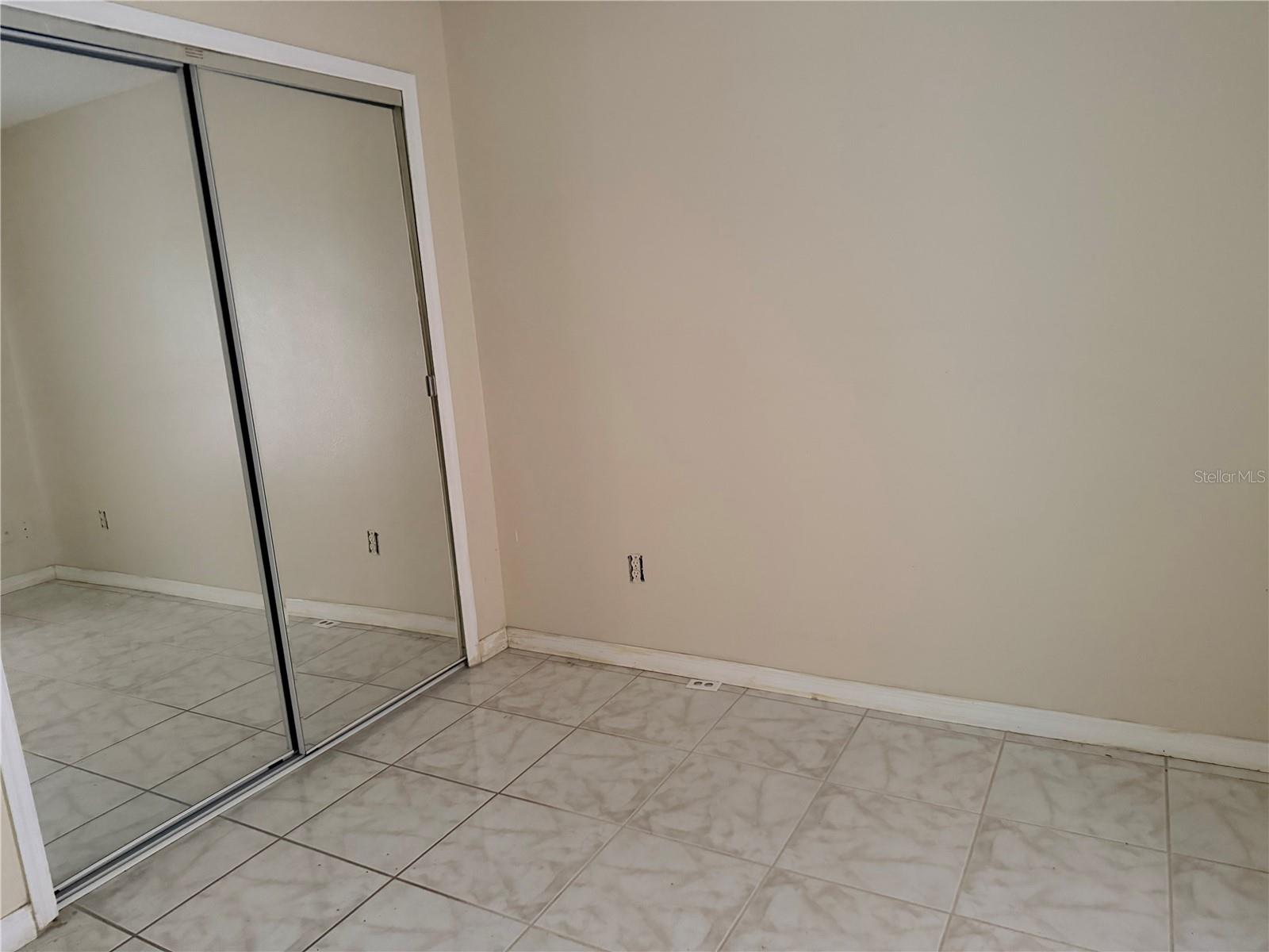 863 Country Crossing Ct Property Photo 9