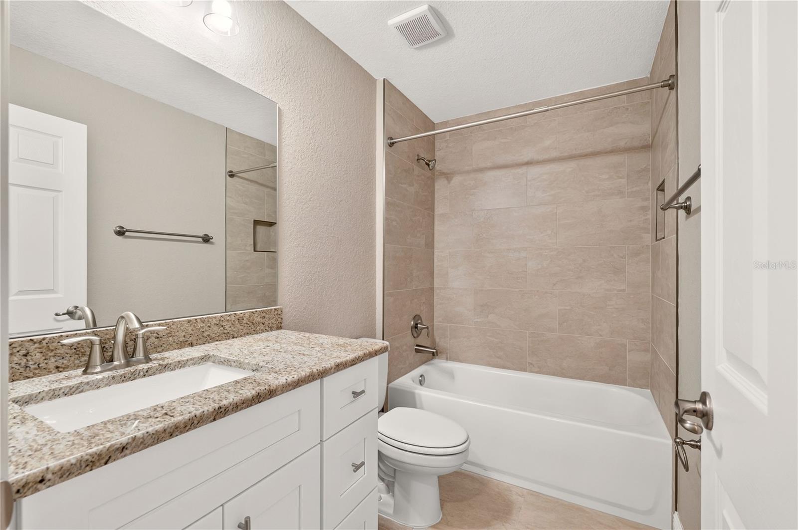 19802 Sw Marine Blvd Property Photo 3