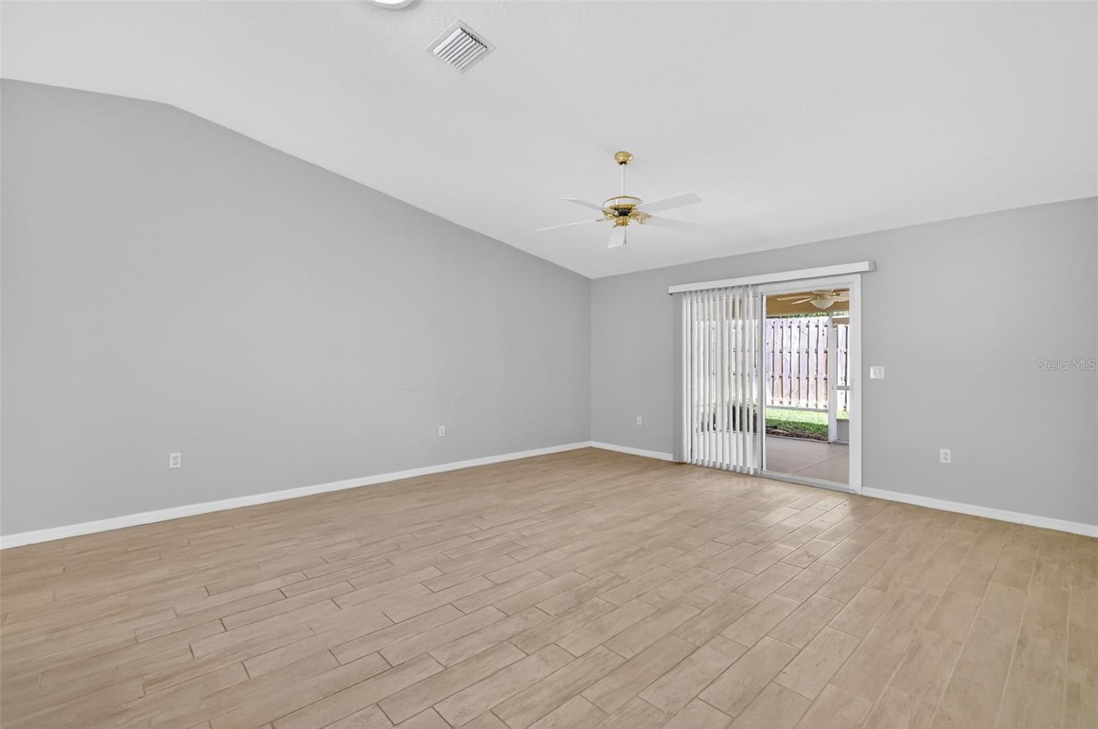 8907 Se 141st Loop Property Photo 10
