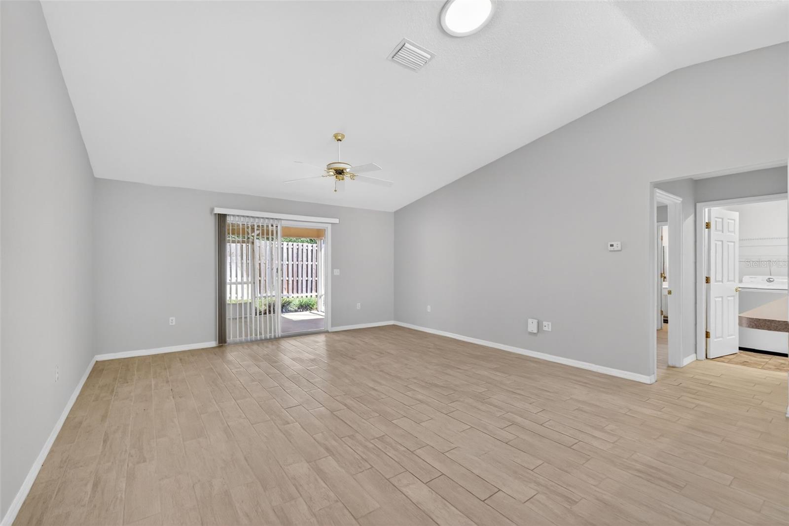8907 Se 141st Loop Property Photo 11