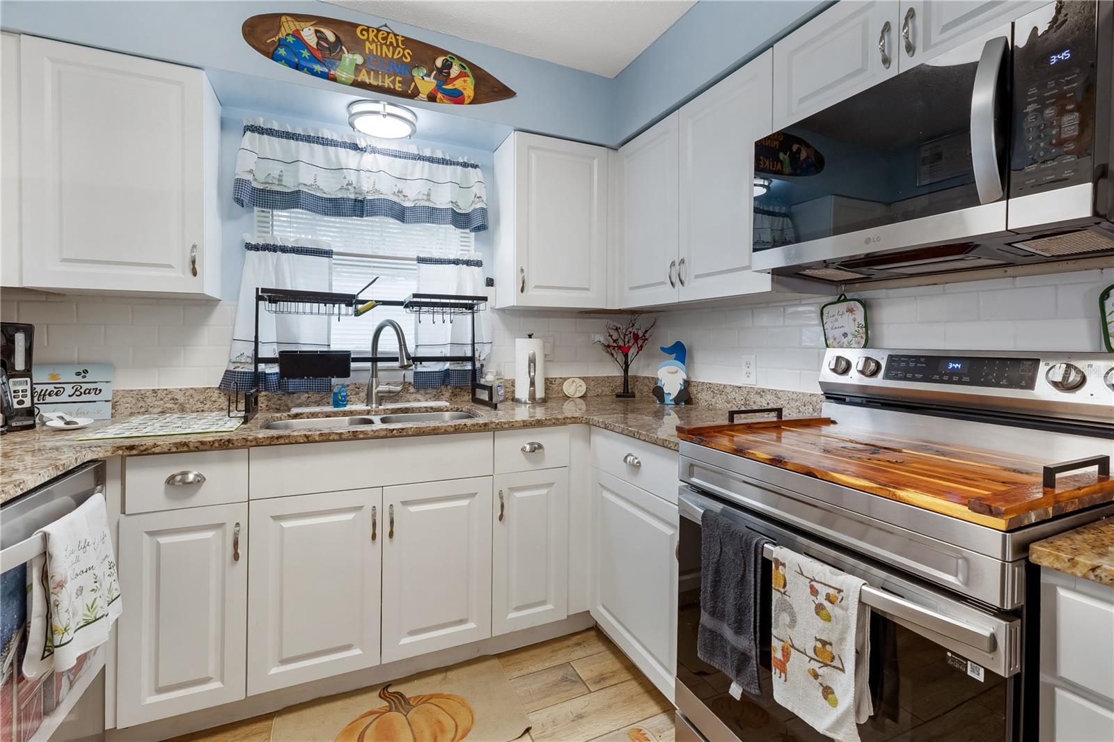 10 Spring Lake Run Property Photo 12