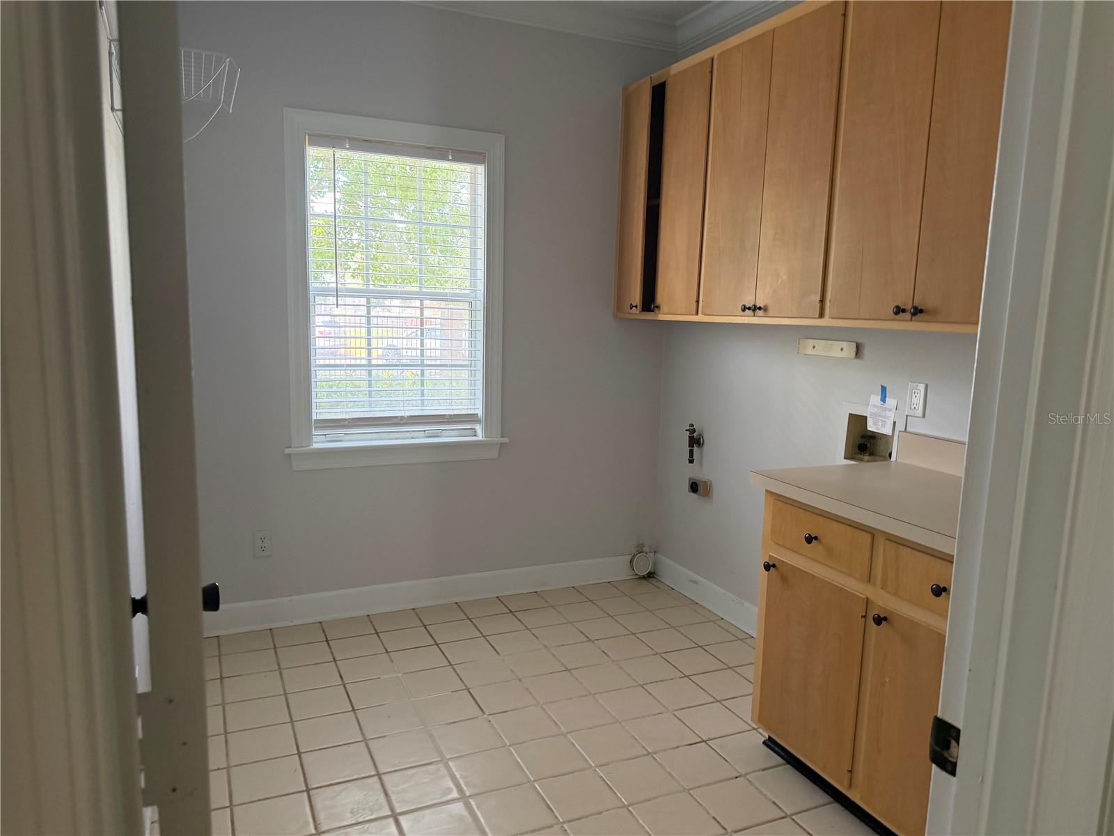 916 Hillcrest Ct Property Photo 13