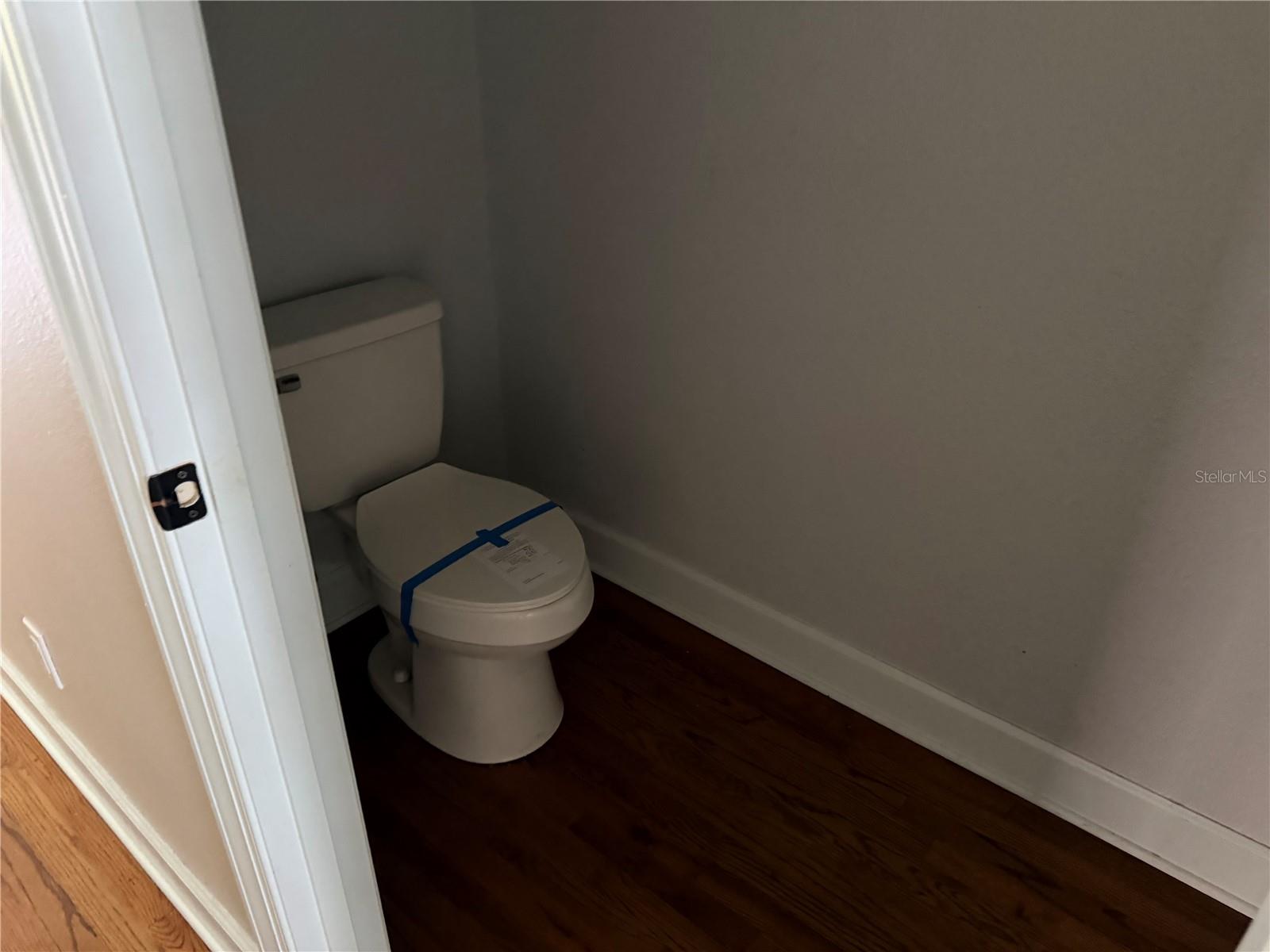 916 Hillcrest Ct Property Photo 21