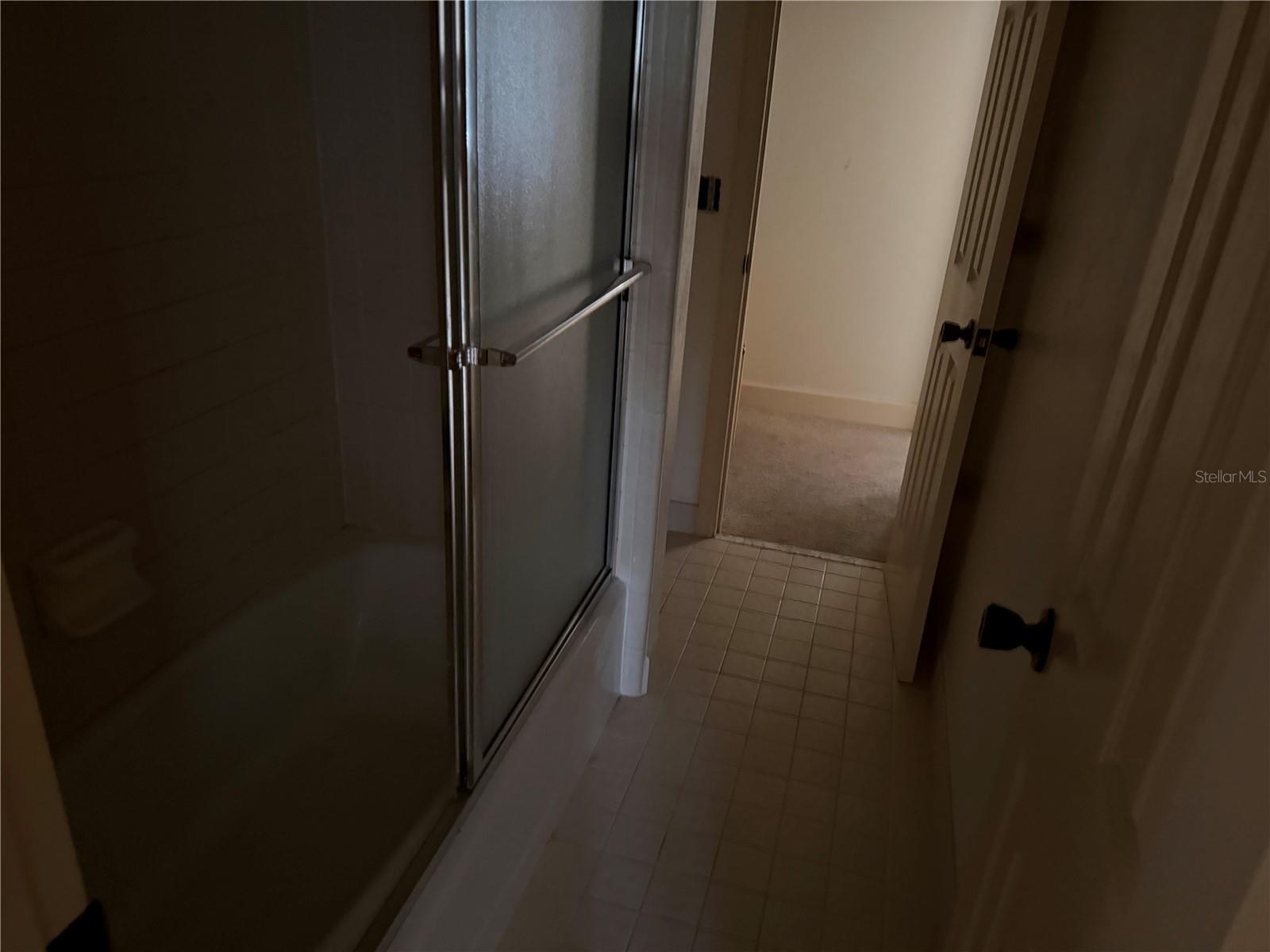 916 Hillcrest Ct Property Photo 33