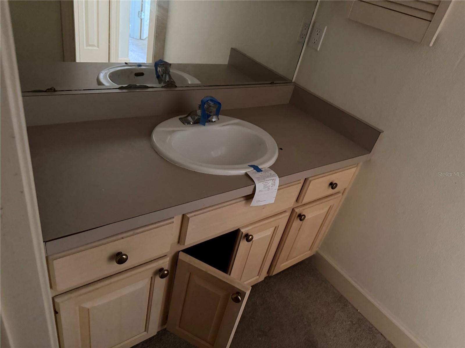 916 Hillcrest Ct Property Photo 35
