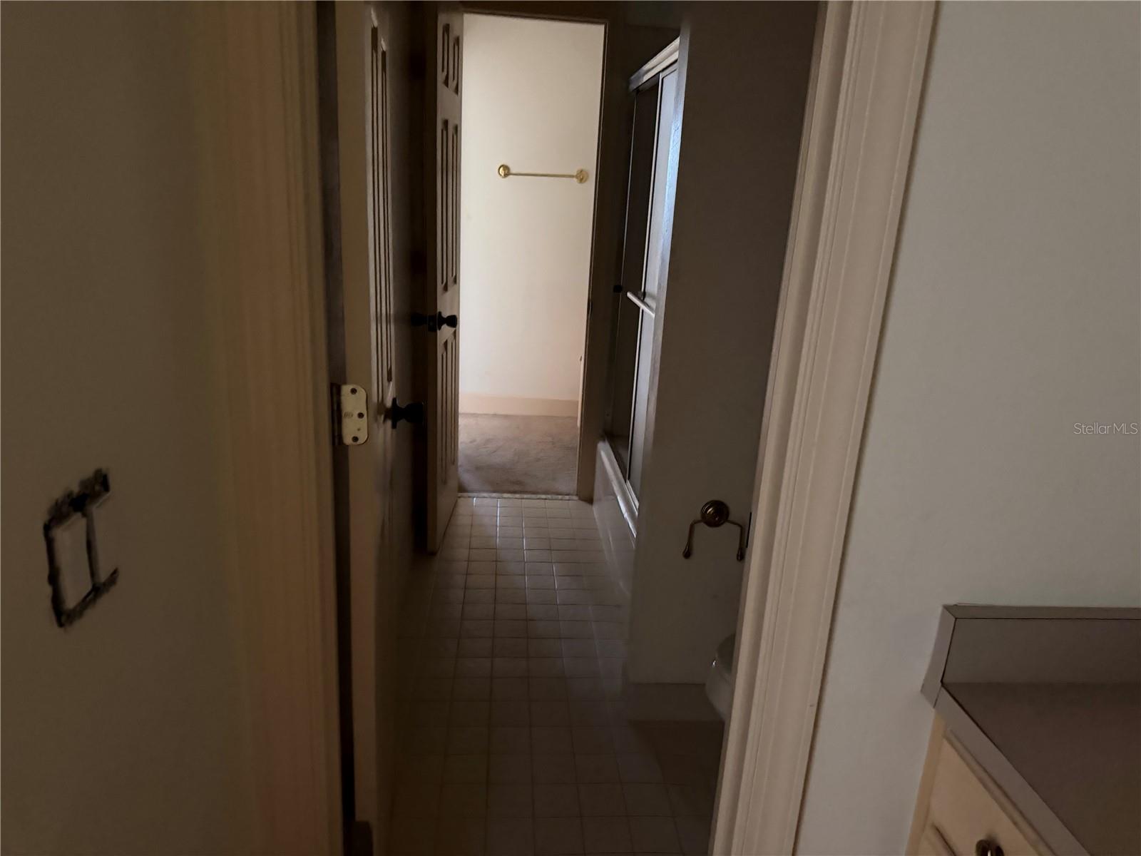 916 Hillcrest Ct Property Photo 36