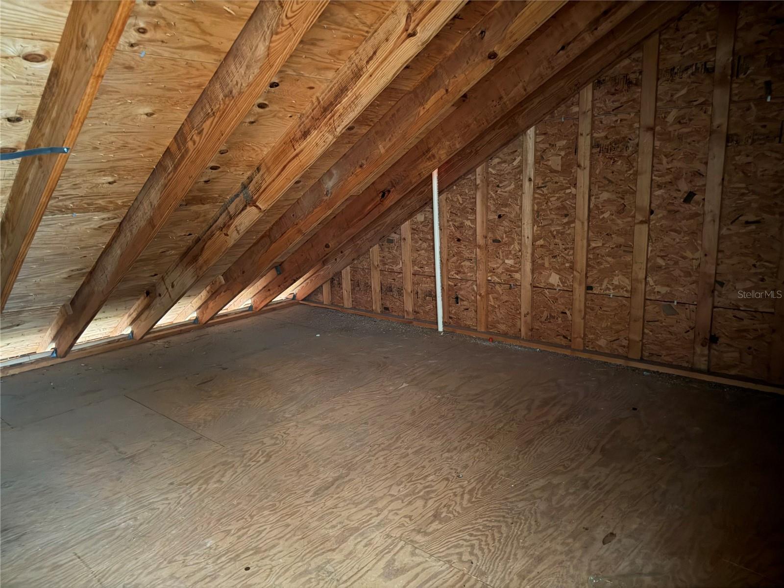 916 Hillcrest Ct Property Photo 40
