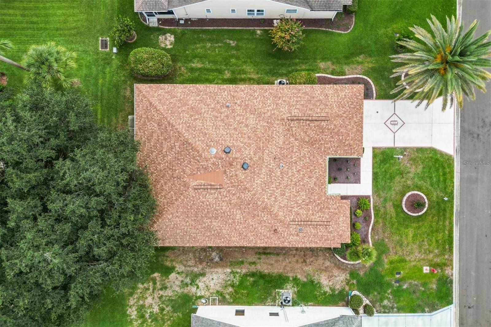 1042 Soledad Way Property Photo 37