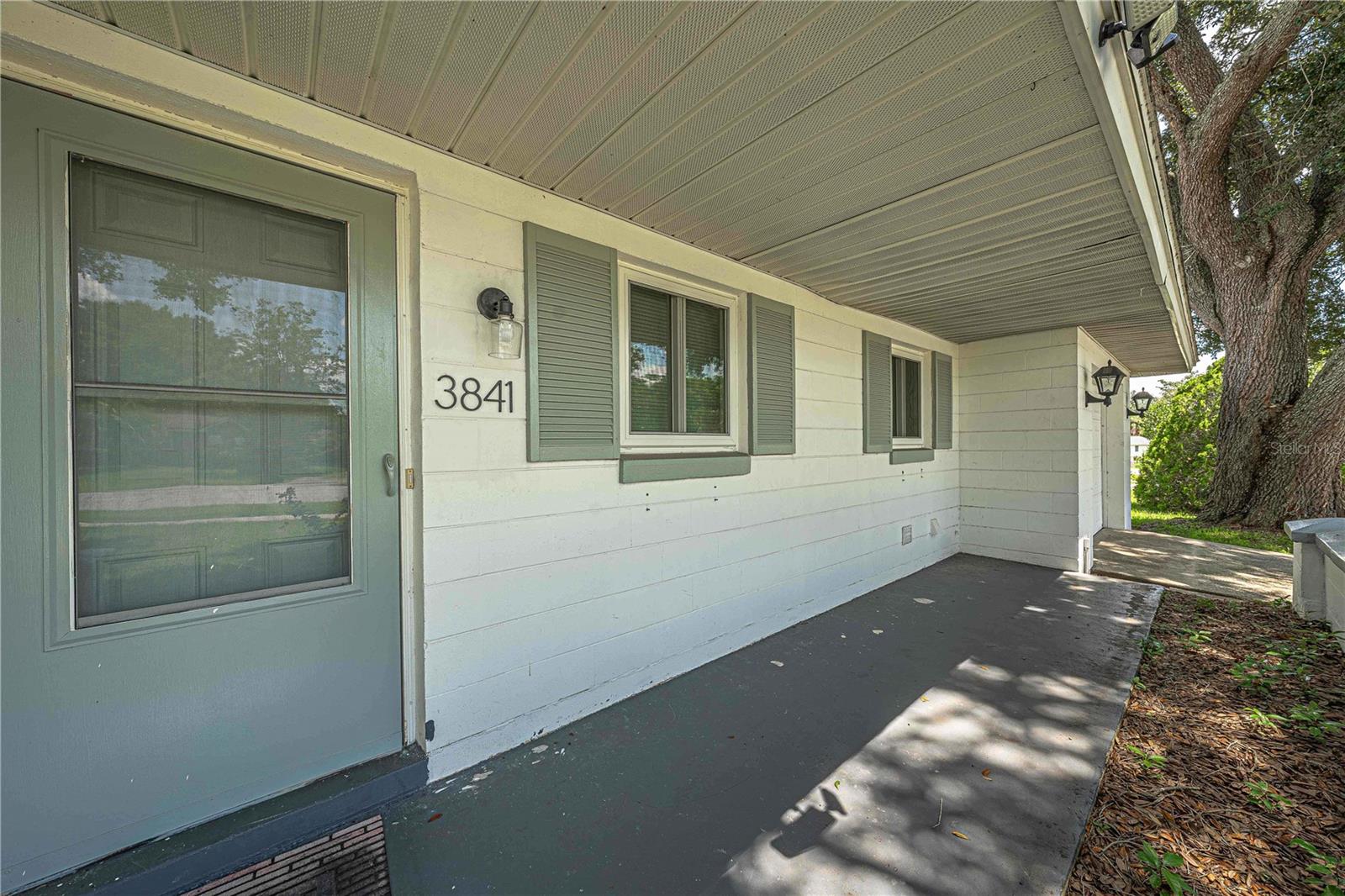 3841 Sw 143rd Lane Rd Property Photo 2