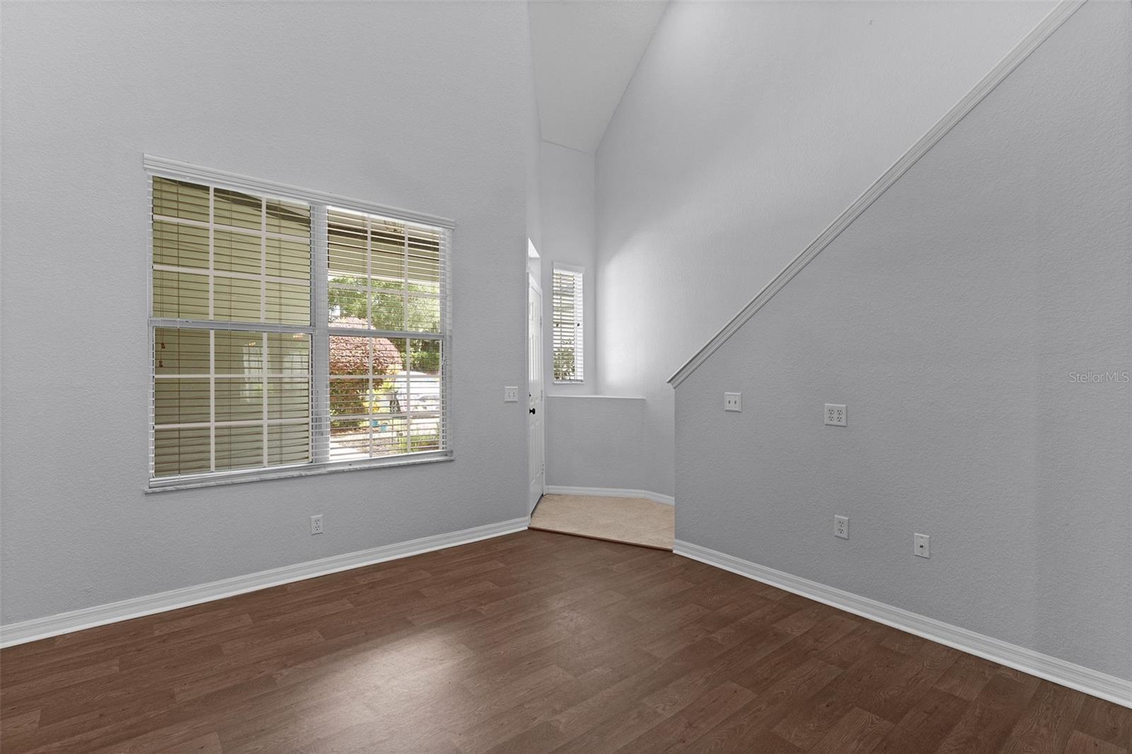 231 Ne 28th Ave #103 Property Photo 4