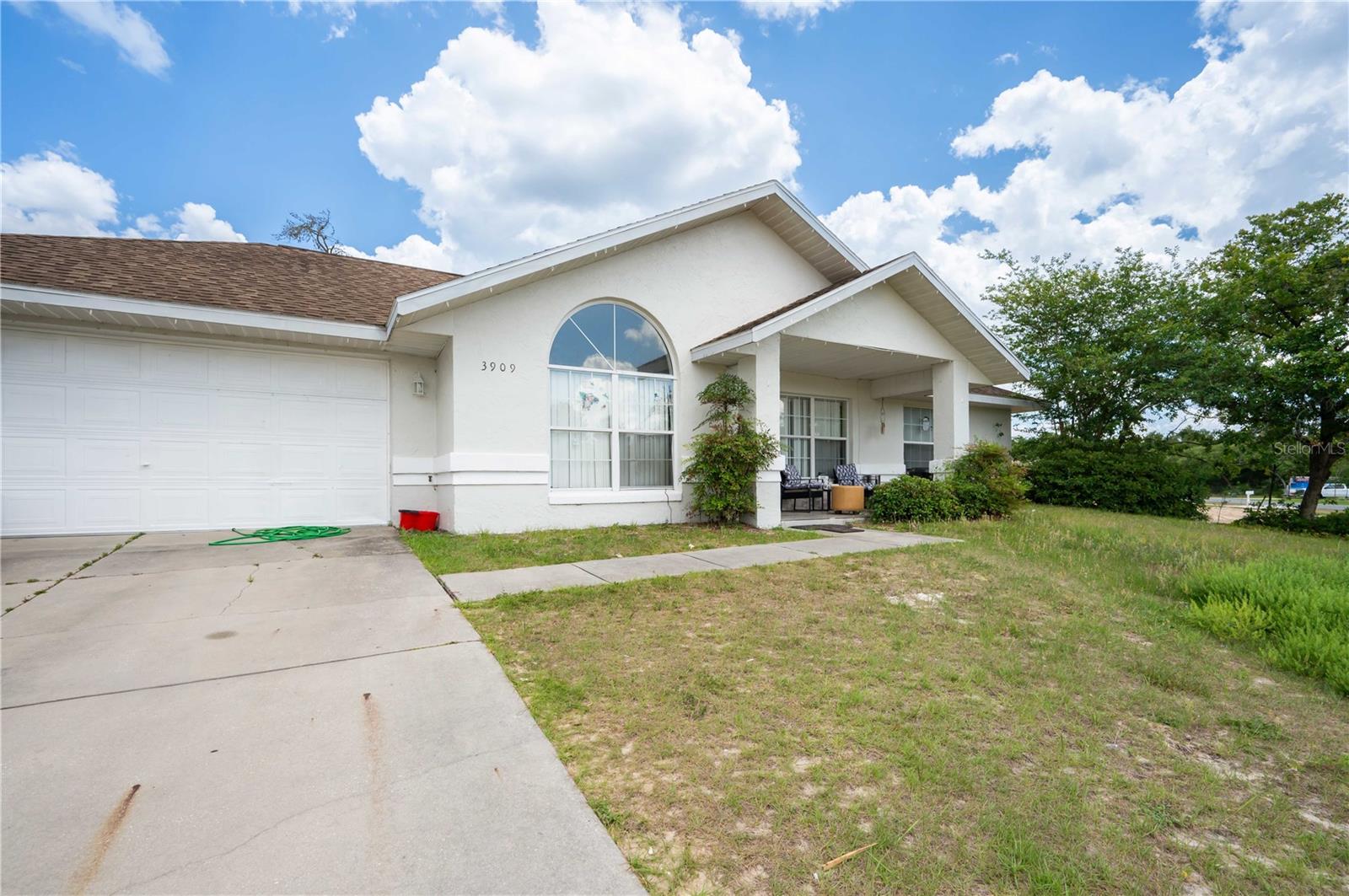 3909 SW 161ST LOOP Property Photo 1