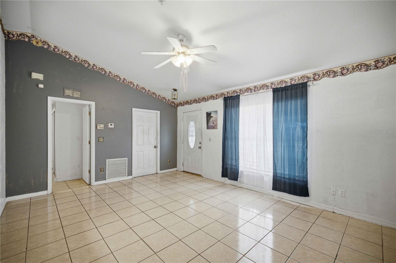 13981 Sw 45th Ter Property Photo 3