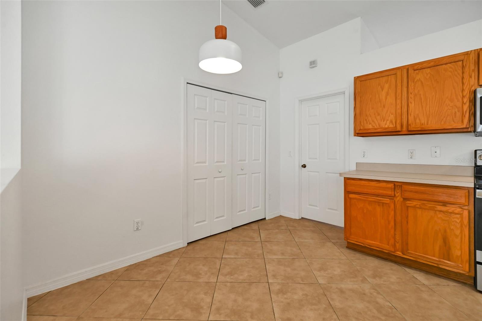 18 Juniper Loop Dr Property Photo 8