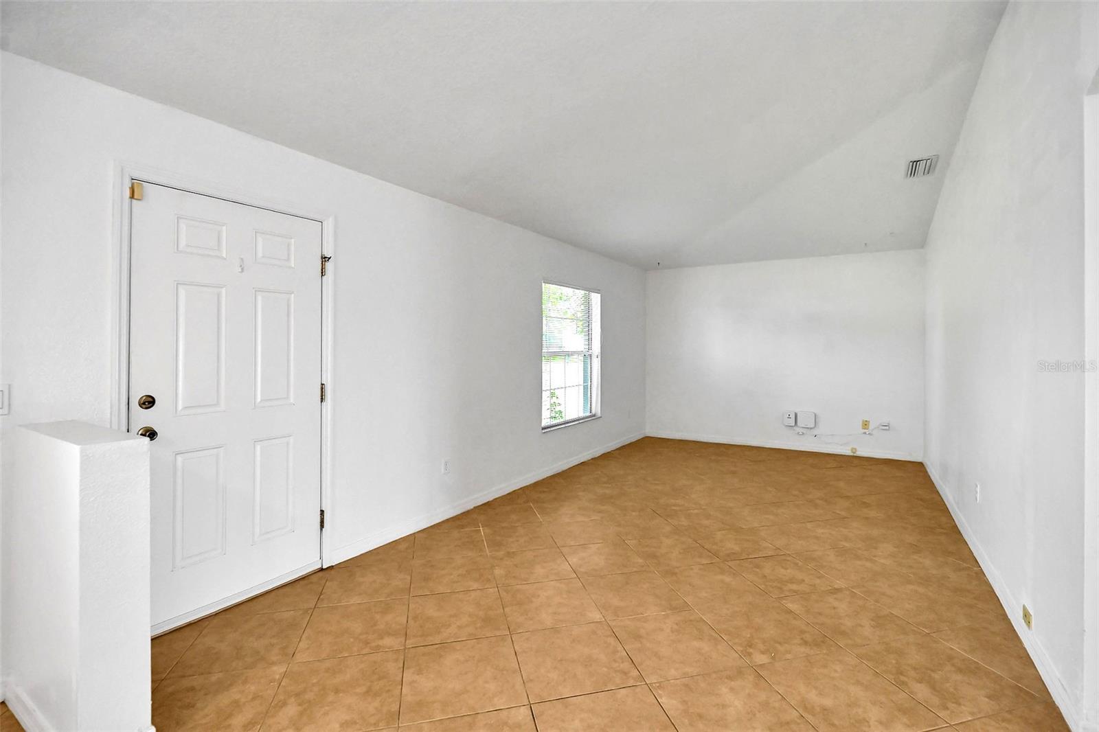 18 Juniper Loop Dr Property Photo 10
