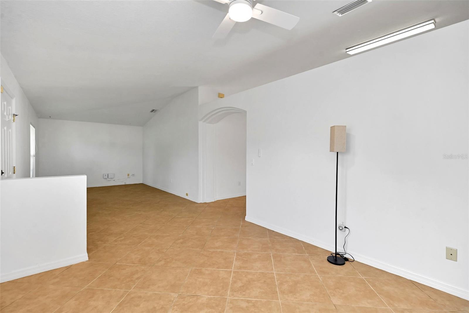 18 Juniper Loop Dr Property Photo 12