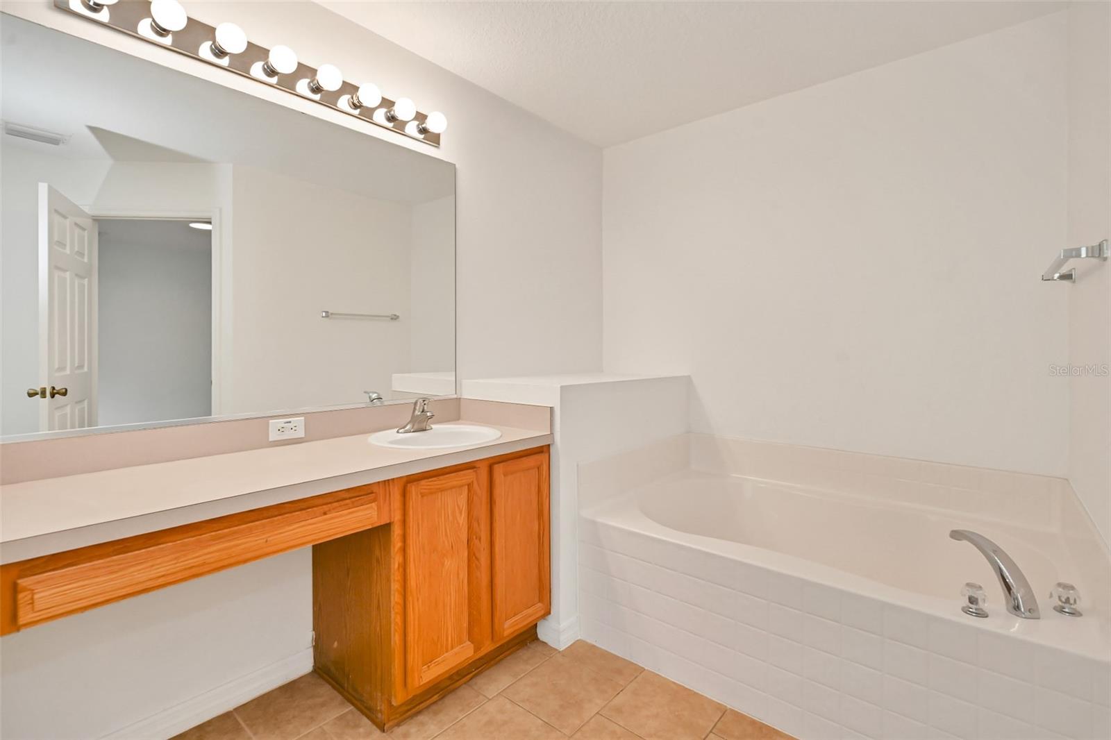 18 Juniper Loop Dr Property Photo 19