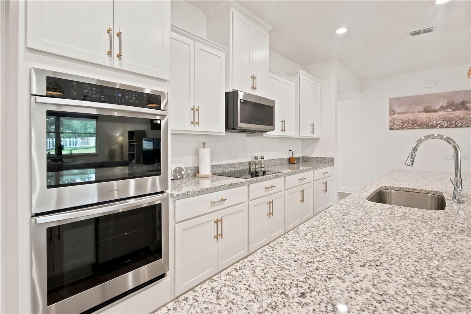 2761 Sw 175th Loop Property Photo 10