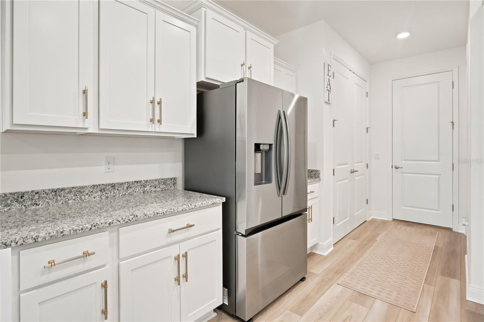 2761 Sw 175th Loop Property Photo 11