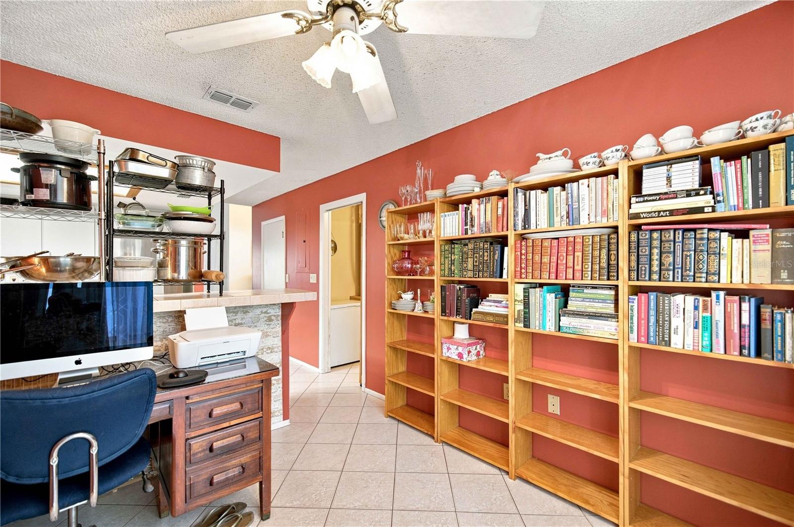 5257 N Satin Terrace Property Photo 5