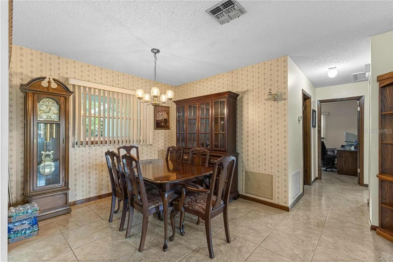 9140 Sw 101st Ln Property Photo 2
