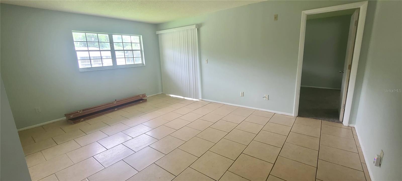 580 Fairways Ln #g203 Property Photo 2